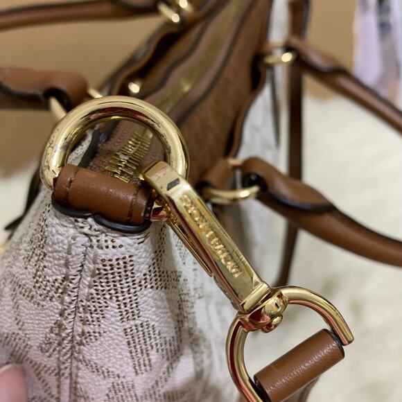 MICHAEL KORS AUSTEN Vanilla & Acorn Brown Leather Logo Satchel with XBody Strap - Picture 9 of 16